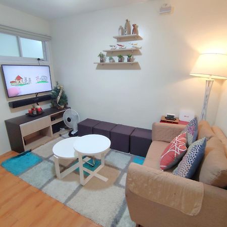 Davao Condo 2BR Pool Wifi Netflix Esterno foto