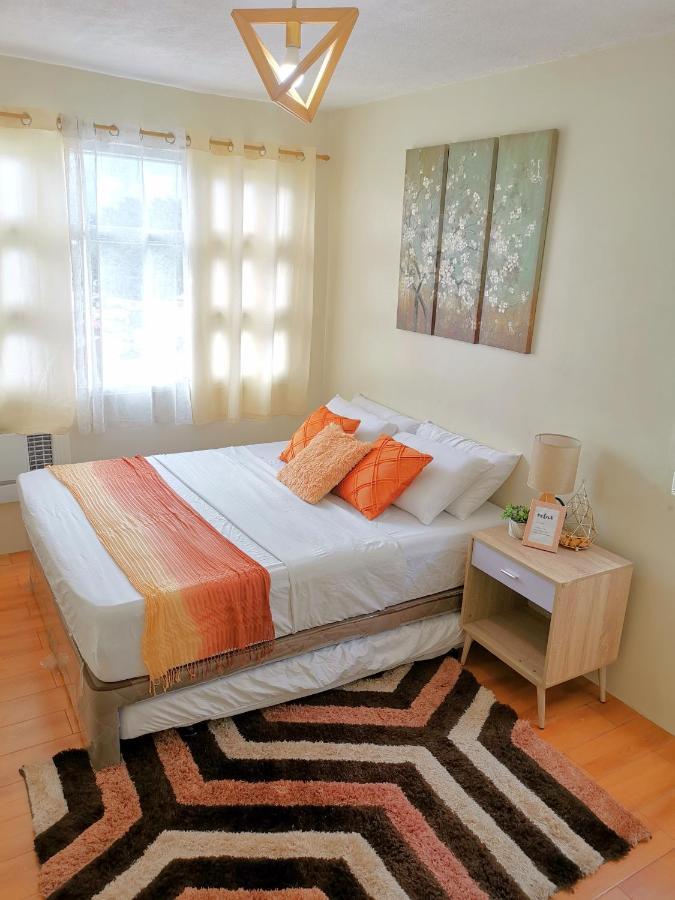Davao Condo 2BR Pool Wifi Netflix Esterno foto