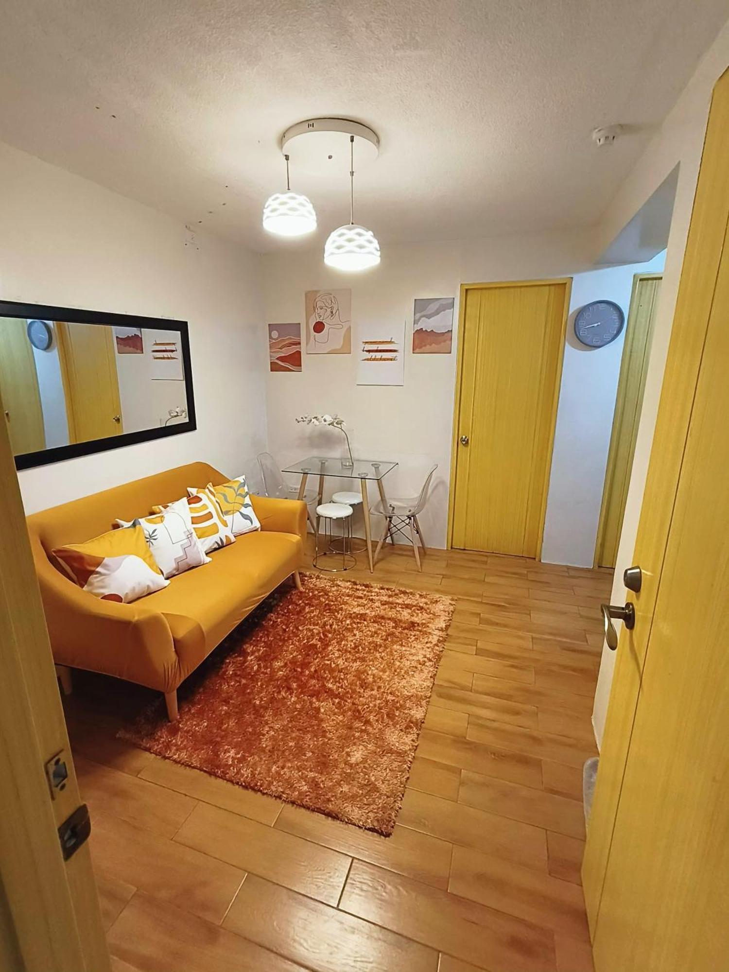 Davao Condo 2BR Pool Wifi Netflix Esterno foto