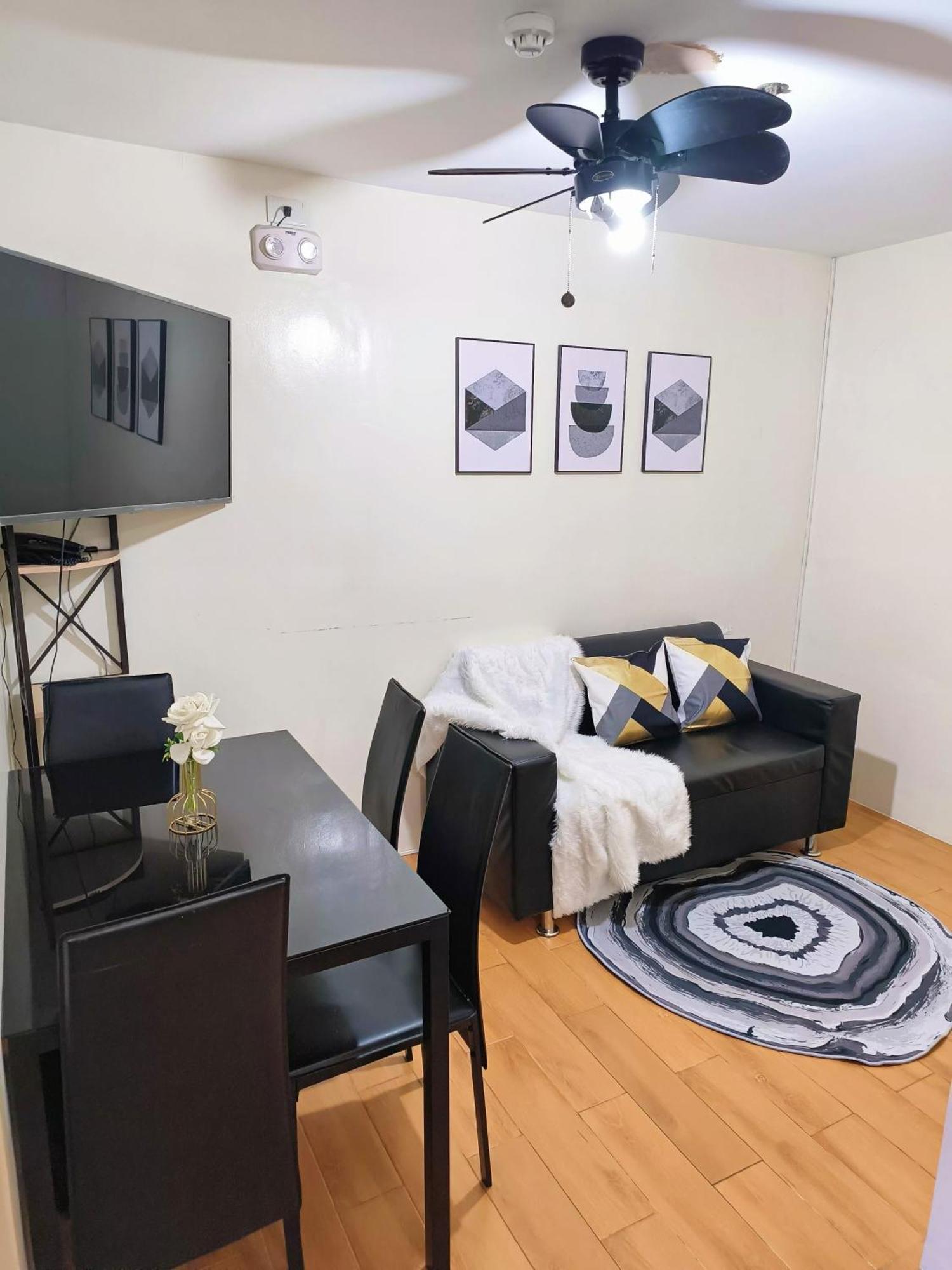 Davao Condo 2BR Pool Wifi Netflix Esterno foto