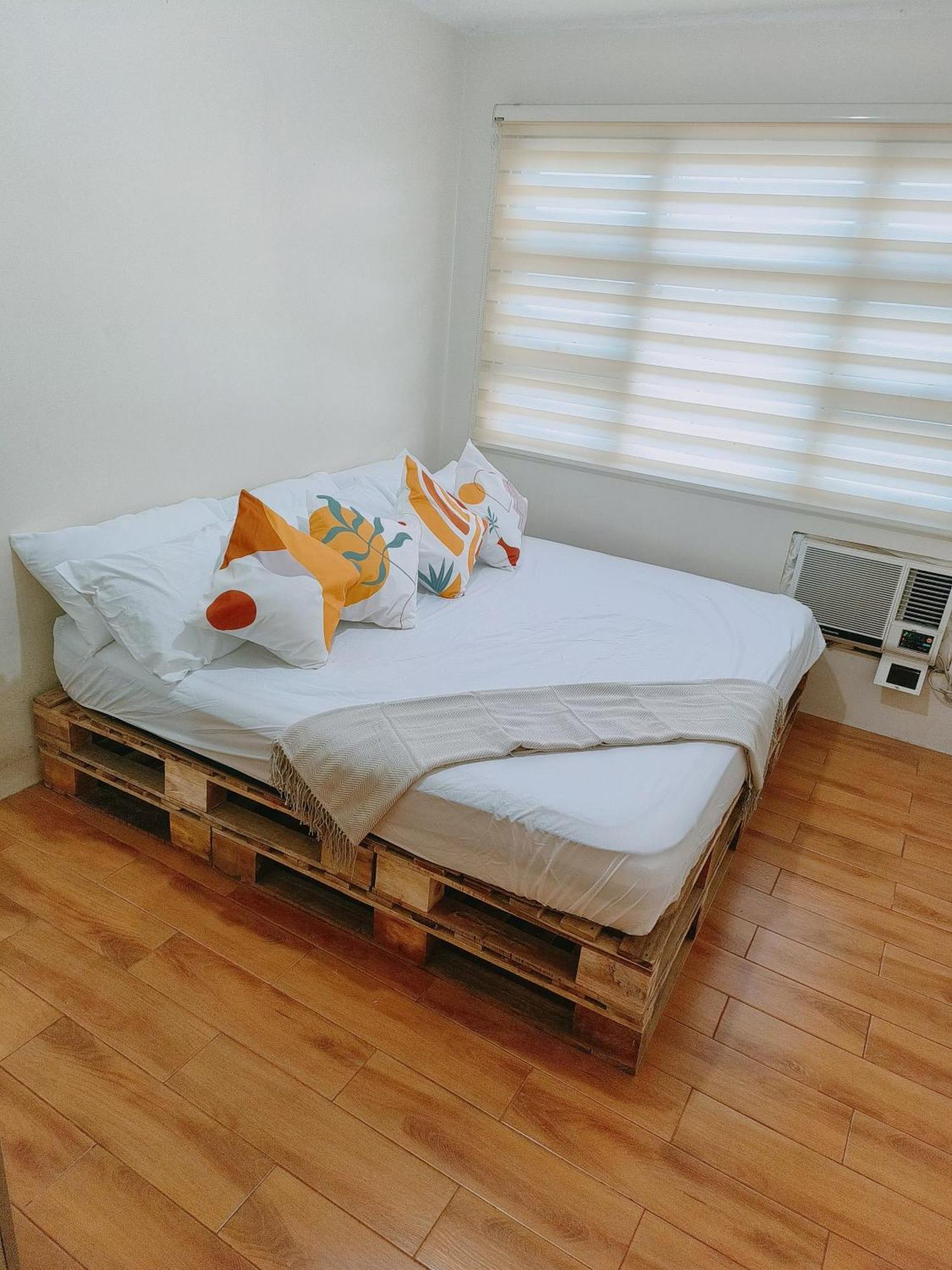 Davao Condo 2BR Pool Wifi Netflix Esterno foto